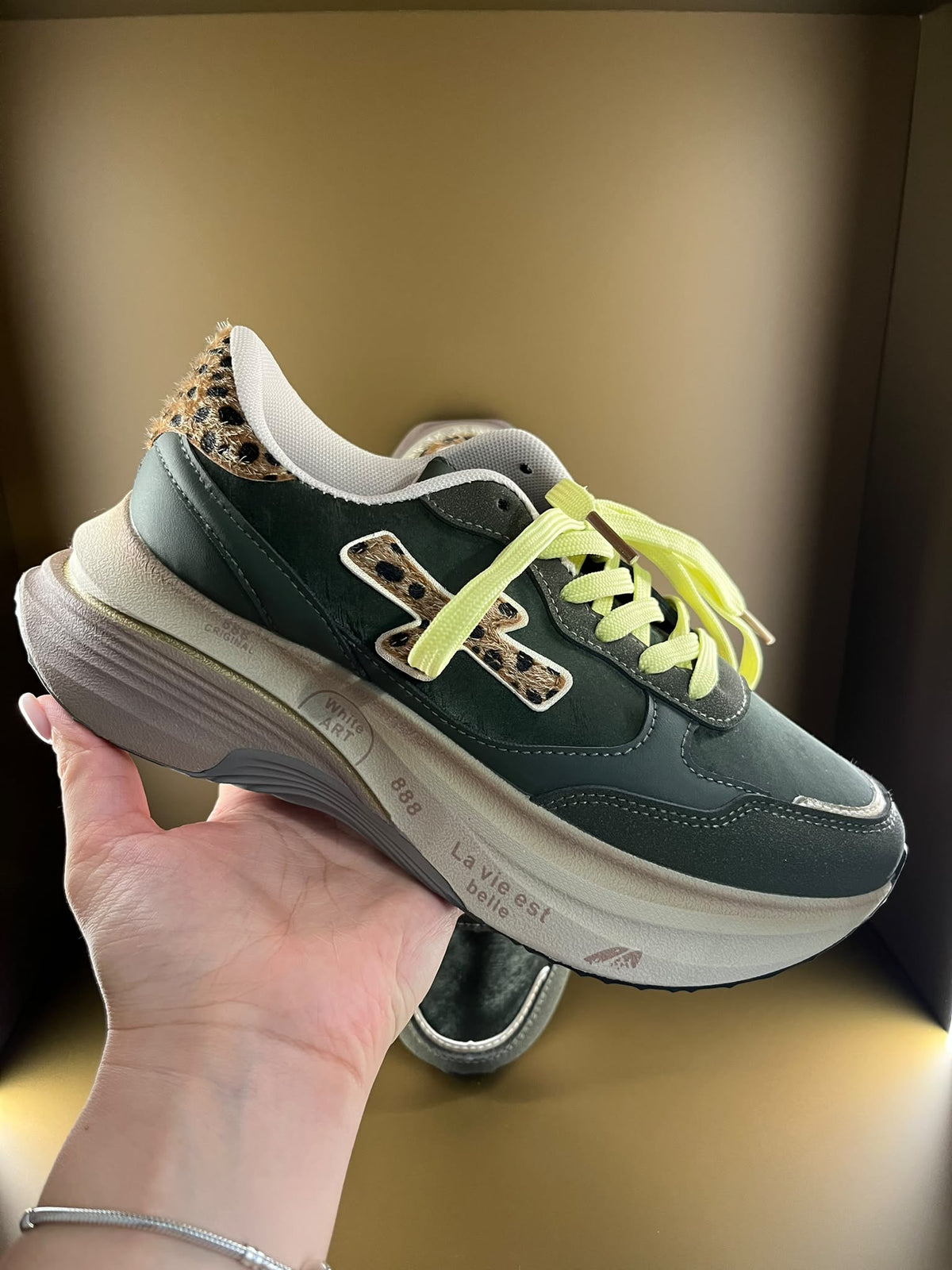 ADOwalk Army Glow