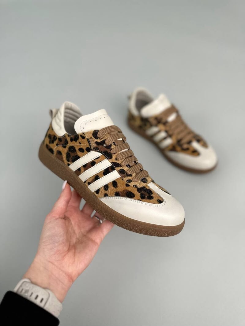 ADOwalk Wild Step